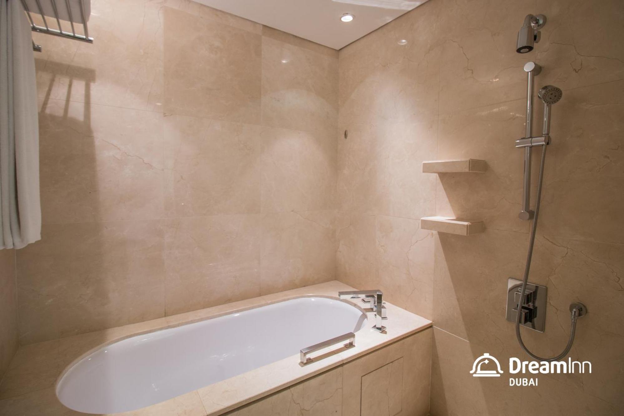 Dream Inn Dubai Apartments- Premium 1Br Connected To Dubai Marina Mall ภายนอก รูปภาพ